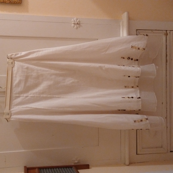 J. Jill Dresses & Skirts - J Jill white cotton skirt with button embellishments Sz XS